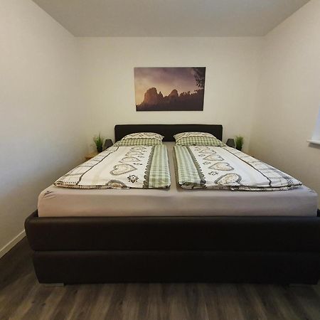 Ferienwohnungen Eismecke Bestwig Habitación foto